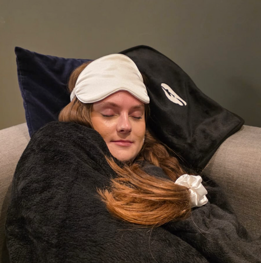 Jet Candy Travel clever pillow with blanket